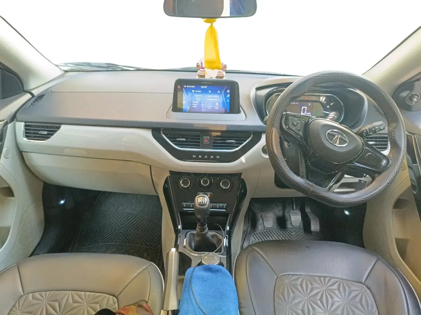2021 Tata NEXON XZ PETROL, Petrol, Manual, 37,410 km, interior