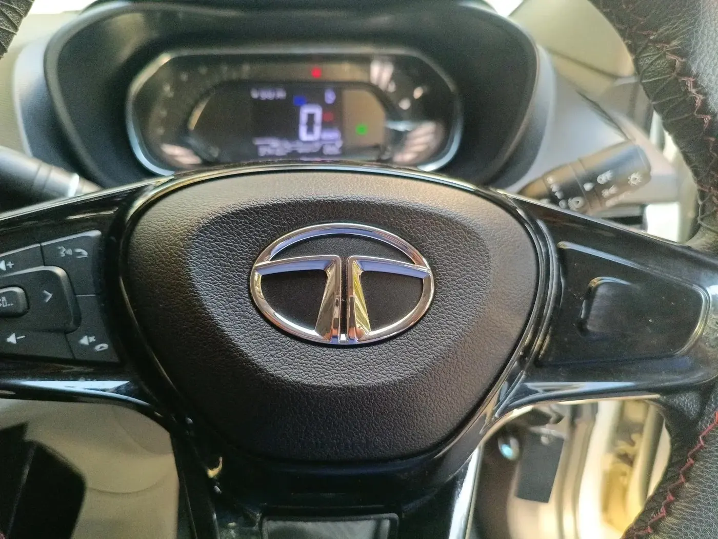 2021 Tata NEXON XZ PETROL, Petrol, Manual, 37,410 km, interior