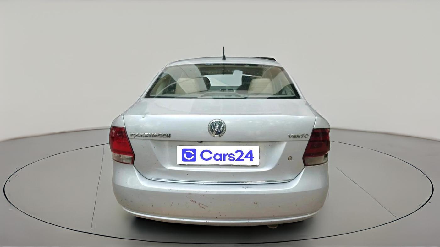 2011 Volkswagen Vento HIGHLINE 1.6 MPI, Petrol, Manual, 60,712 km, exterior