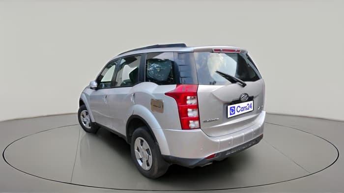 2013 Mahindra XUV500 W6, Diesel, Manual, 1,94,442 km, exterior