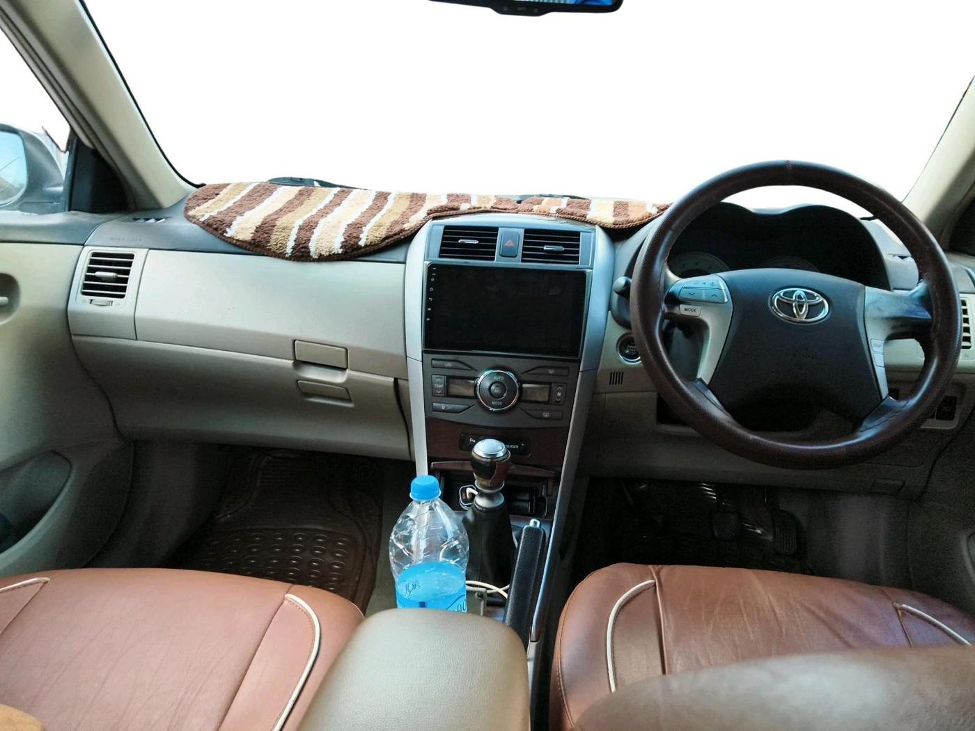 2011 Toyota Corolla Altis G DIESEL, Diesel, Manual, 1,04,085 km, interior