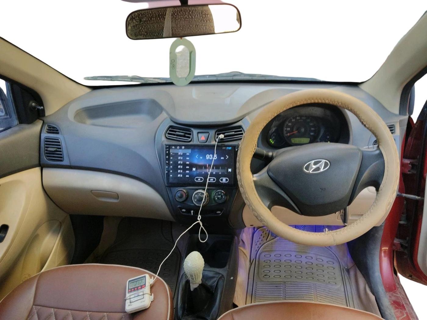 2011 Hyundai Eon MAGNA, Petrol, Manual, 97,100 km, interior