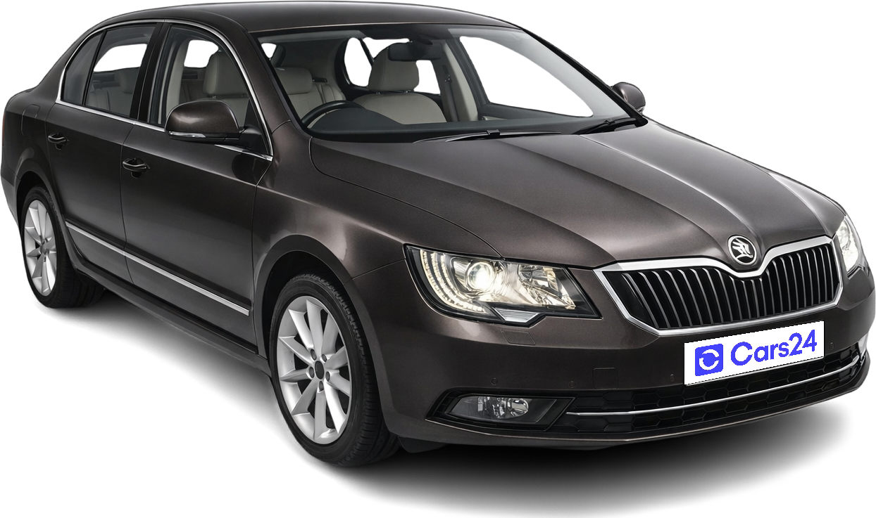 2015 Skoda Superb - Sedan - Petrol - Automatic - ₹5.60 lakh