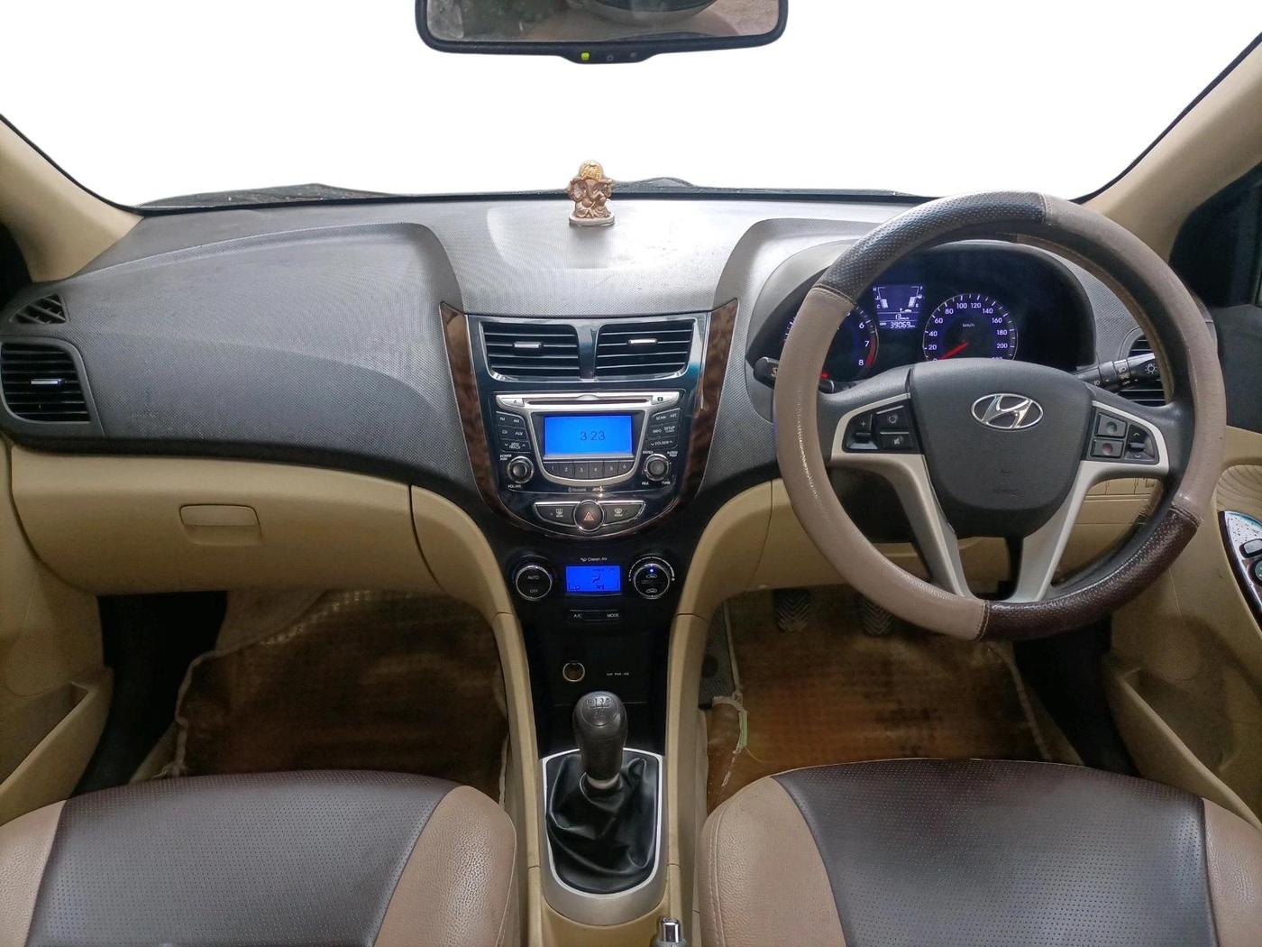 2014 Hyundai Verna FLUIDIC 1.6 VTVT SX, Petrol, Manual, 39,069 km, interior