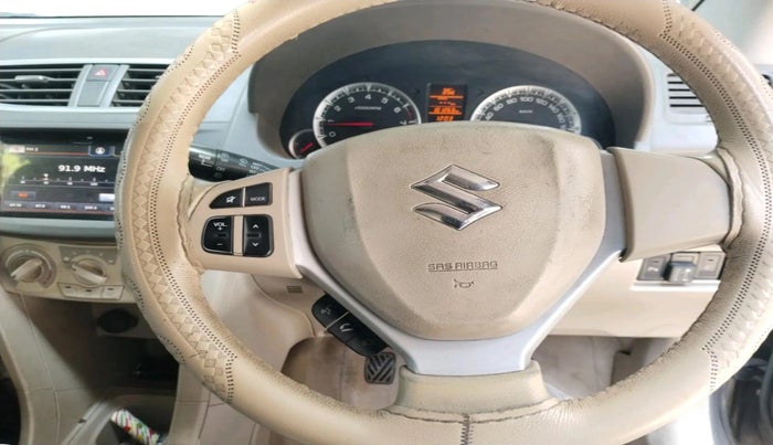 2016 Maruti Ertiga ZXI, CNG, Manual, 1,01,263 km, interior
