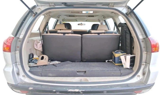 2013 Mitsubishi Pajero Sport 2.5 MT 4X4, Diesel, Manual, 1,21,692 km, exterior