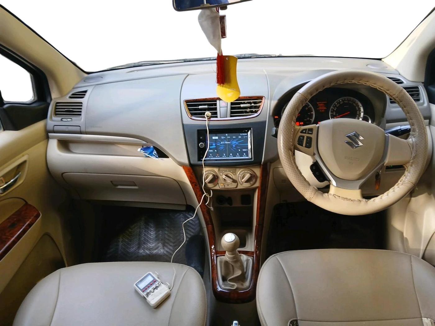 2017 Maruti Ertiga VXI CNG, CNG, Manual, 49,595 km, interior