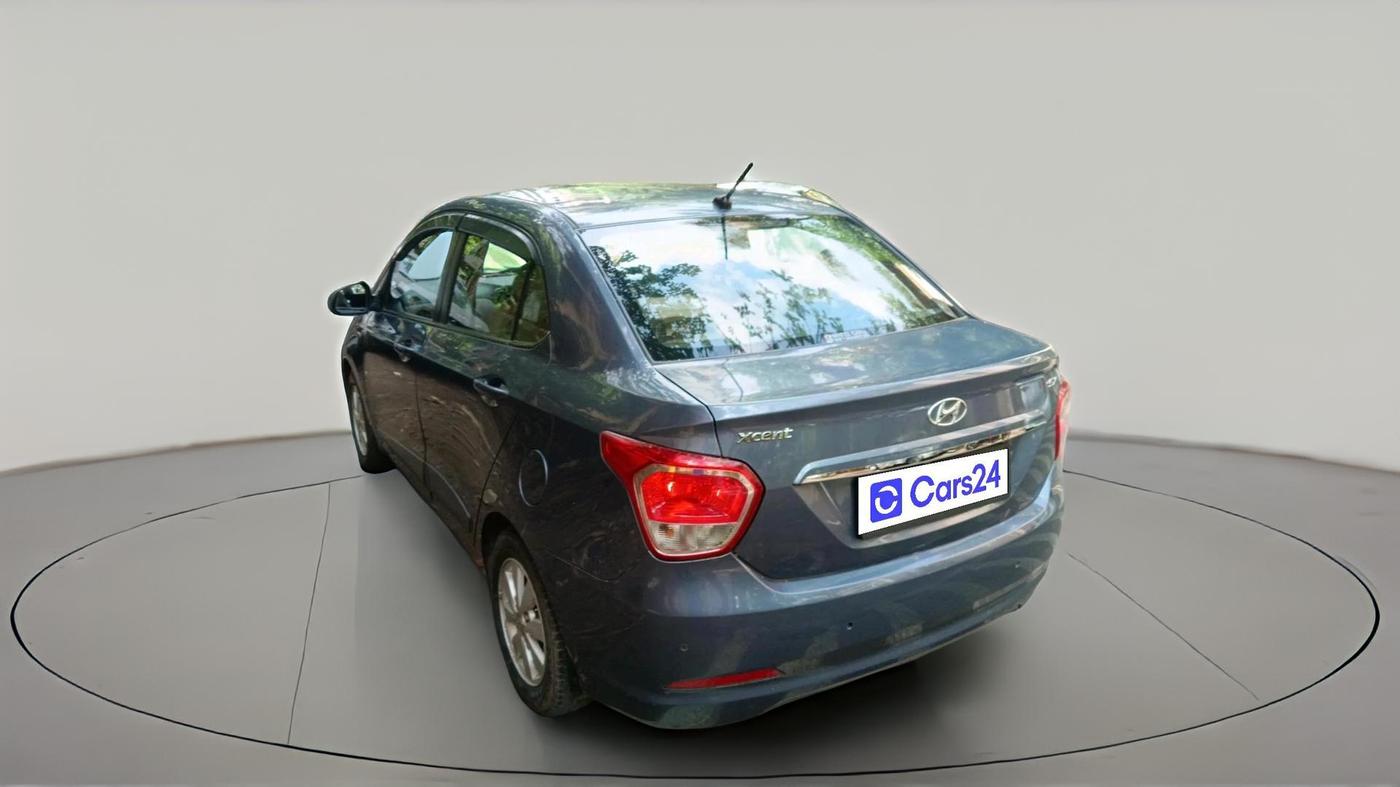 2016 Hyundai Xcent SX 1.2, Petrol, Manual, 1,00,303 km, exterior