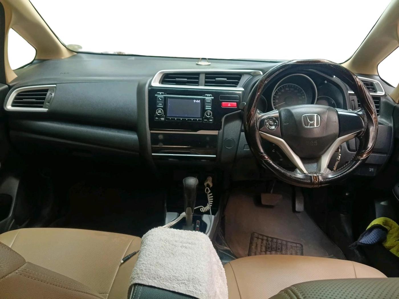 2015 Honda Jazz 1.2L I-VTEC V AT, Petrol, Automatic, 96,720 km, interior