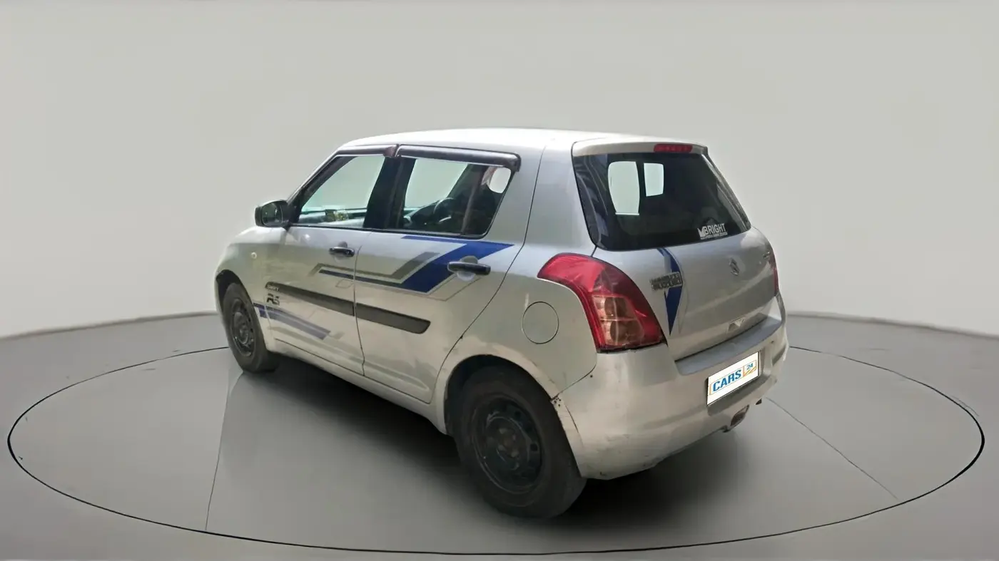 2011 Maruti Swift VXI, CNG, Manual, 69,304 km, exterior