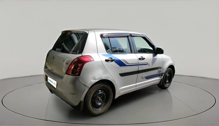 2011 Maruti Swift VXI, CNG, Manual, 69,304 km, exterior