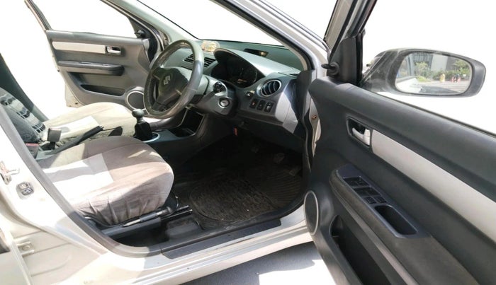 2011 Maruti Swift VXI, CNG, Manual, 69,304 km, interior