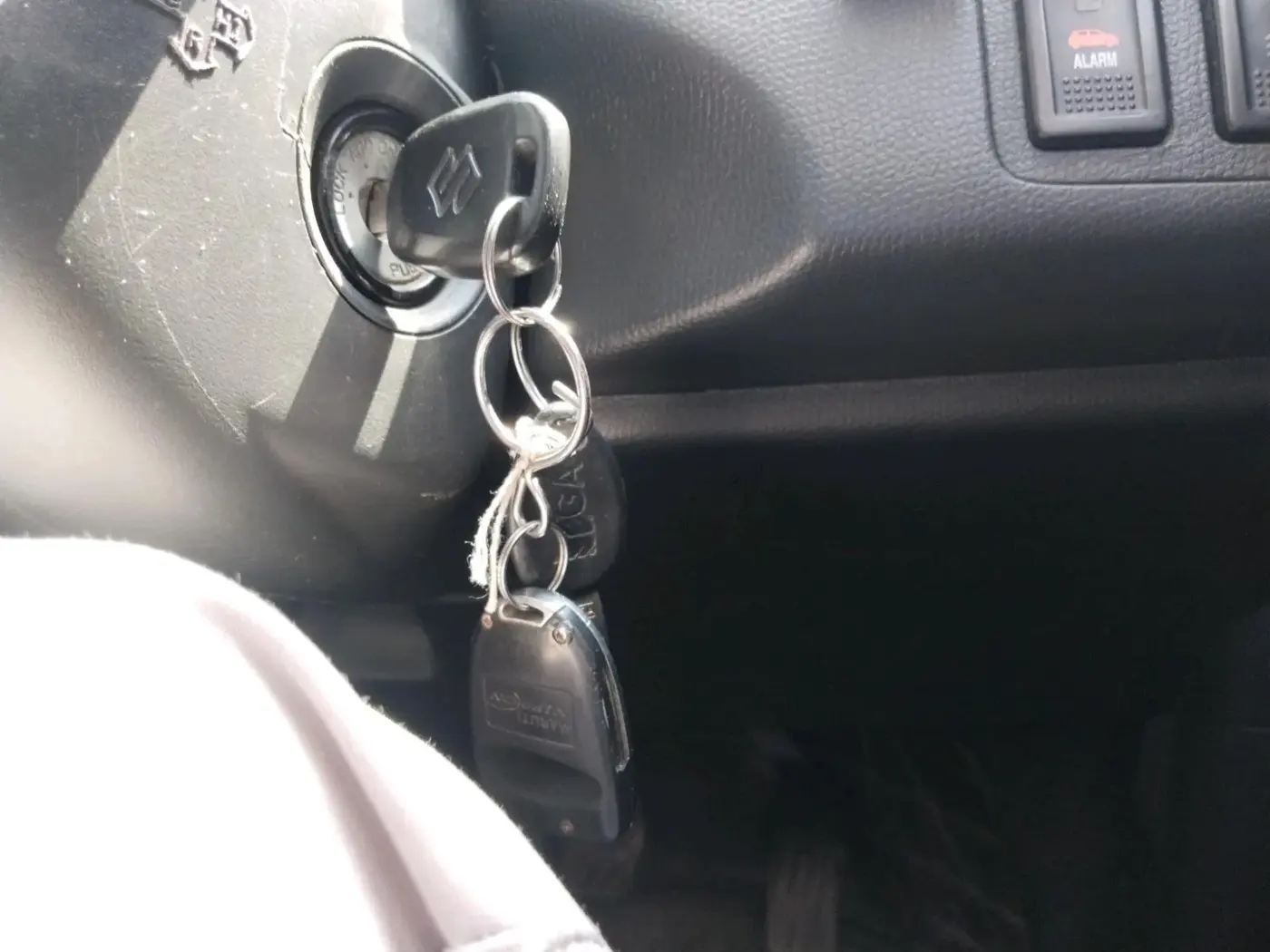 2011 Maruti Swift VXI, CNG, Manual, 69,304 km, interior