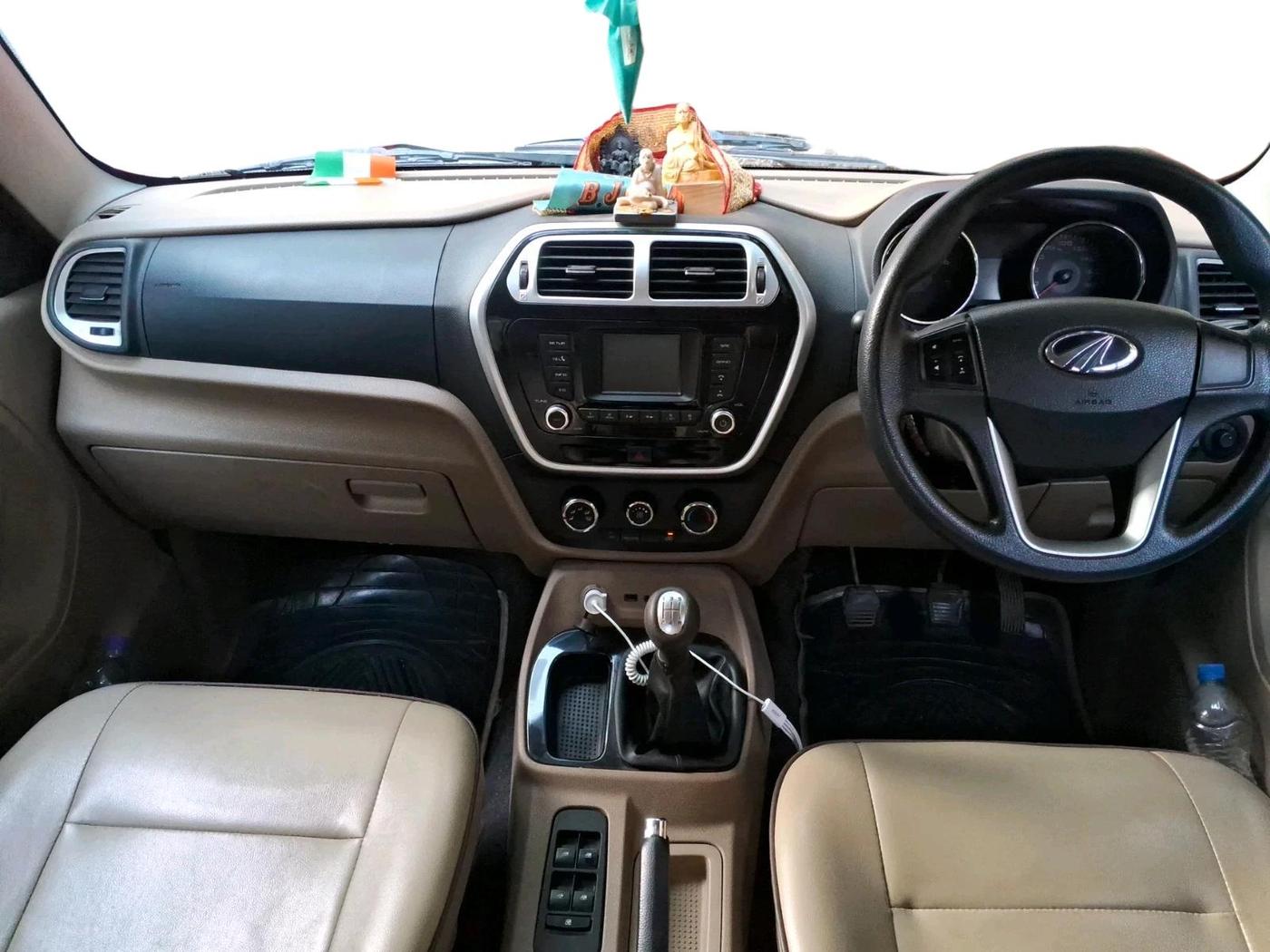 2016 Mahindra TUV300 T8, Diesel, Manual, 61,982 km, interior