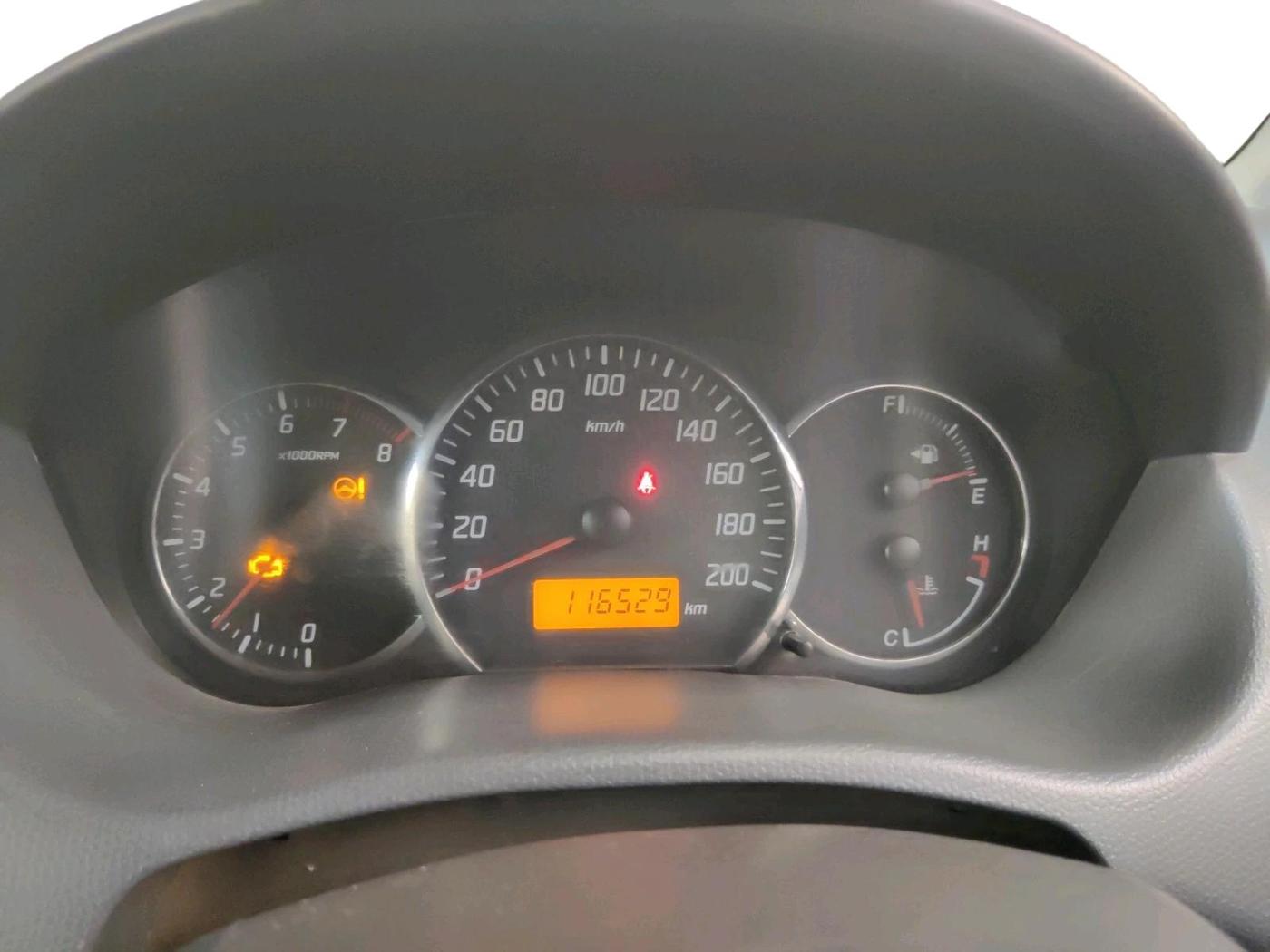 2010 Maruti Swift VXI, CNG, Manual, 1,16,529 km, interior