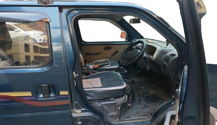 2013 Maruti Eeco 5 STR WITH A/C+HTR, CNG, Manual, 30,657 km, interior