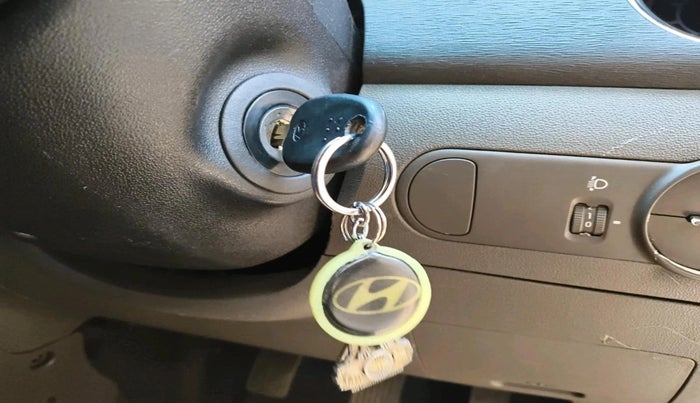 2012 Hyundai i10 MAGNA 1.2, Petrol, Manual, 57,013 km, interior