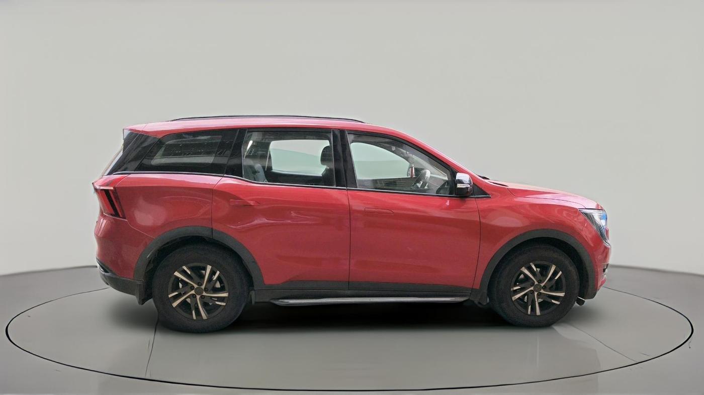 2022 Mahindra XUV700 AX 5 D AT 7 STR, Diesel, Automatic, 84,540 km, exterior