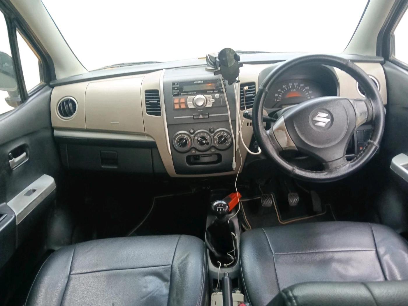 2014 Maruti Wagon R 1.0 LXI CNG, CNG, Manual, 1,03,331 km, interior