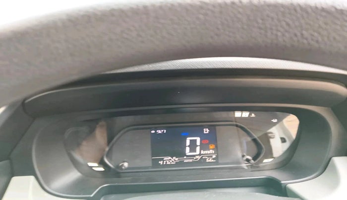 2025 Tata PUNCH Adventure Plus, Petrol, Manual, 4,172 km, interior