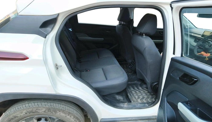 2025 Tata PUNCH Adventure Plus, Petrol, Manual, 4,172 km, interior