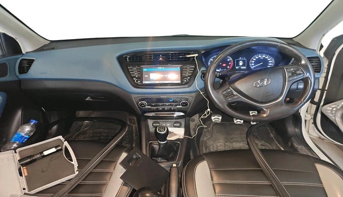 2016 Hyundai i20 Active 1.2 SX, Petrol, Manual, 68,945 km, interior