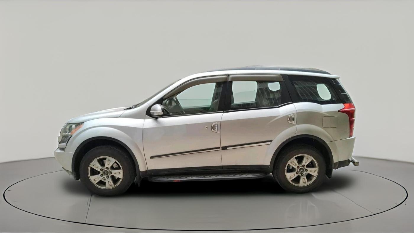 2012 Mahindra XUV500 W8, Diesel, Manual, 1,27,441 km, exterior
