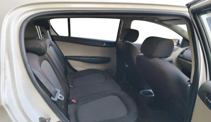 2013 Hyundai i20 SPORTZ 1.2, Petrol, Manual, 43,370 km, interior