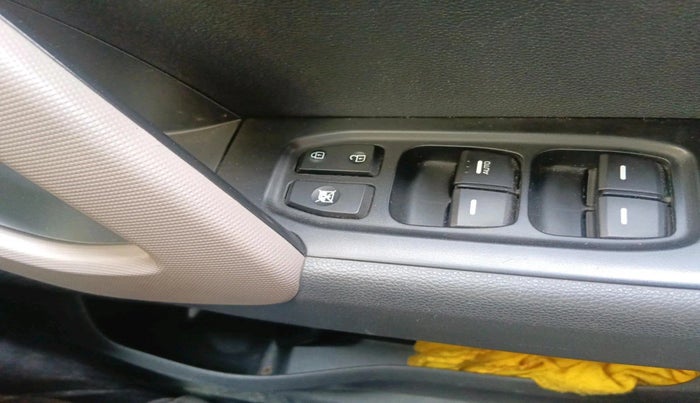 2018 Hyundai Creta SX PLUS AT 1.6 PETROL, Petrol, Automatic, 33,203 km, interior