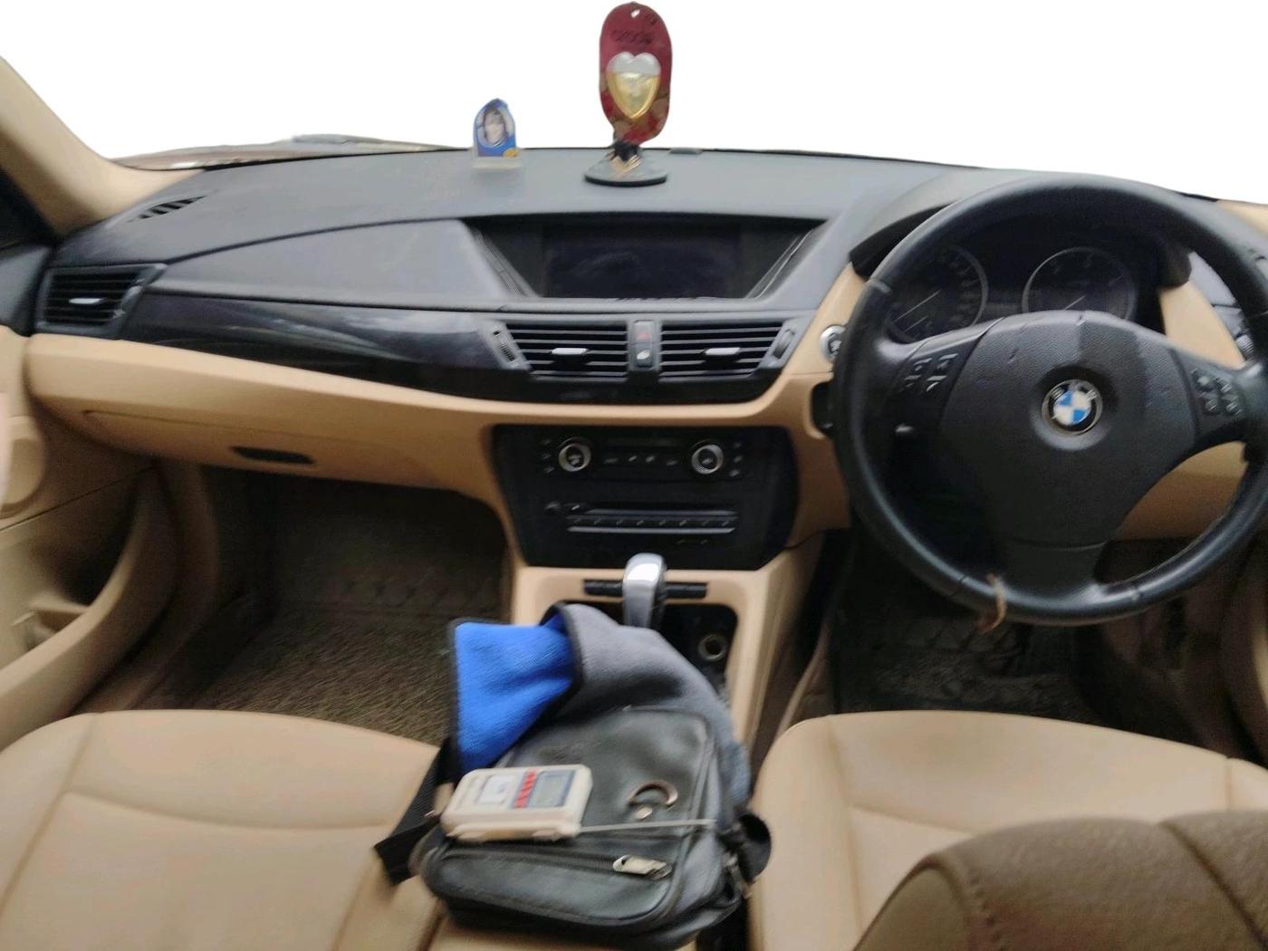 2011 BMW X1 sDrive20d, Diesel, Automatic, 1,21,081 km, interior