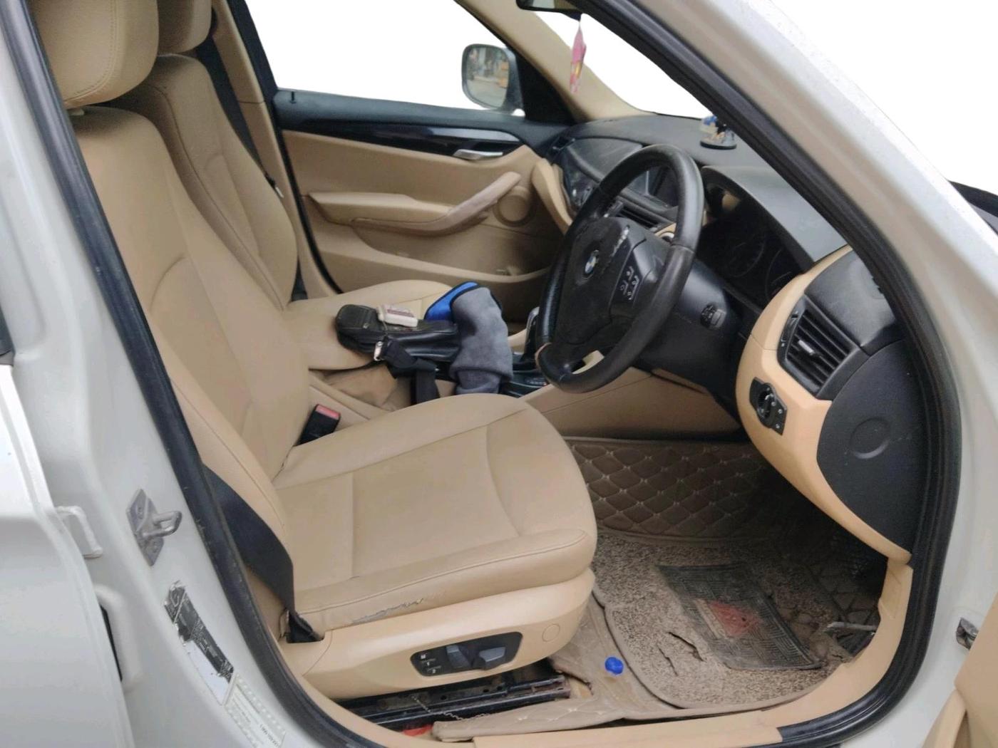 2011 BMW X1 sDrive20d, Diesel, Automatic, 1,21,081 km, interior