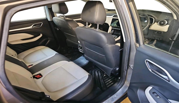 2022 MG ASTOR SMART 1.5 MT, Petrol, Manual, 3,093 km, interior