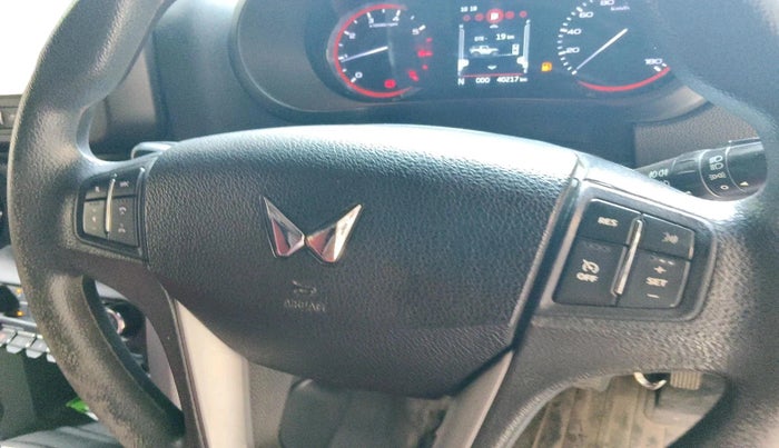 2023 Mahindra Thar LX HT PETROL 4WD MT, Petrol, Manual, 40,217 km, interior