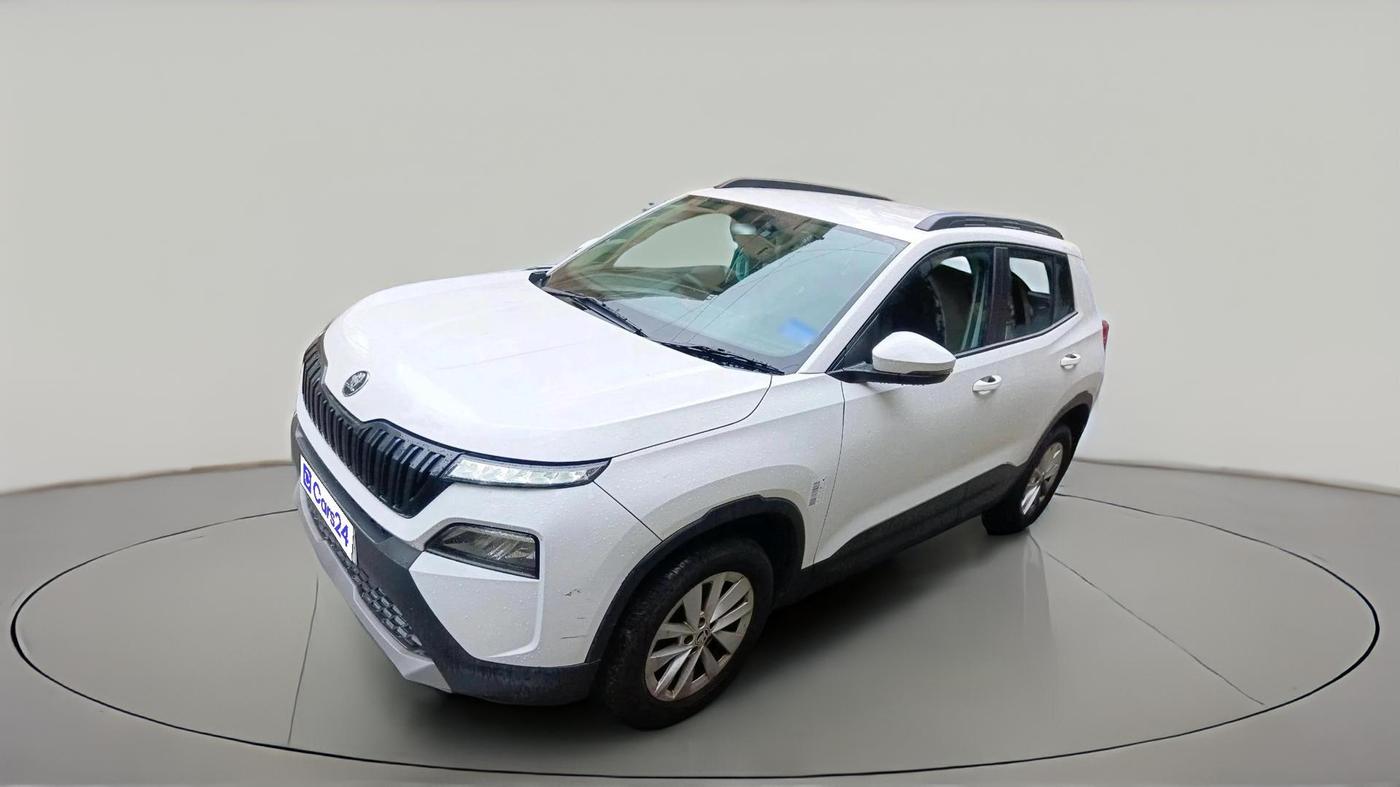 2025 Skoda Kylaq Signature AT, Petrol, Automatic, 10,944 km, exterior