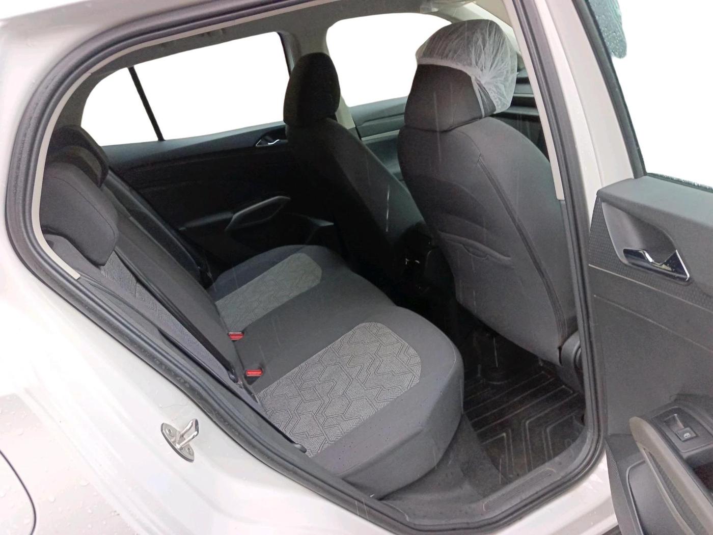 2025 Skoda Kylaq Signature AT, Petrol, Automatic, 10,944 km, interior