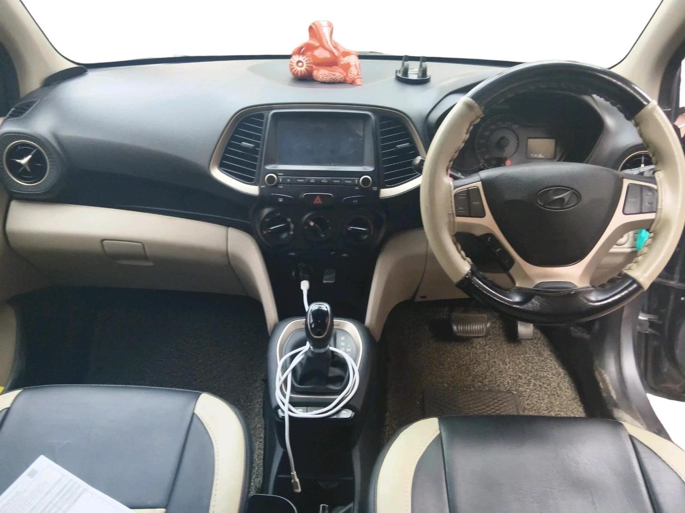2018 Hyundai NEW SANTRO SPORTZ AMT, CNG, Automatic, 71,418 km, interior