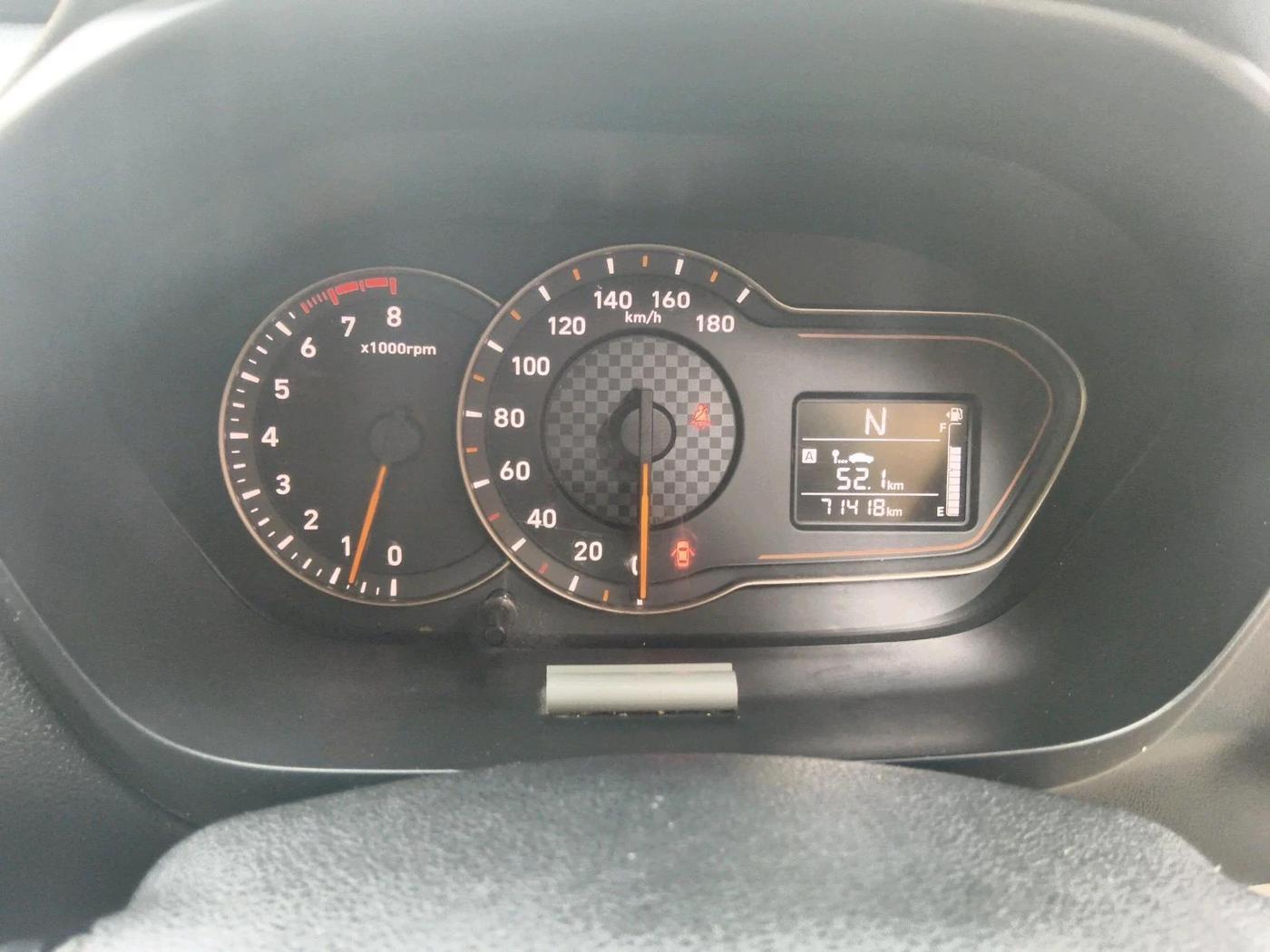 2018 Hyundai NEW SANTRO SPORTZ AMT, CNG, Automatic, 71,418 km, interior