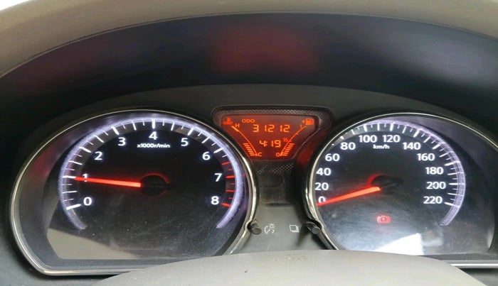 2014 Nissan Sunny XV PETROL, Petrol, Manual, 31,212 km, interior