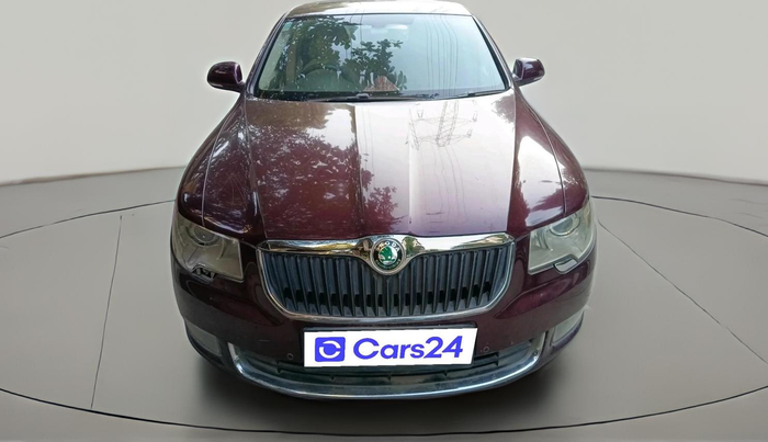 2013 Skoda Superb ELEGANCE 1.8 TSI AT, Petrol, Automatic, 1,41,565 km, exterior