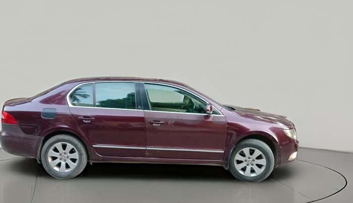 2013 Skoda Superb ELEGANCE 1.8 TSI AT, Petrol, Automatic, 1,41,565 km, exterior