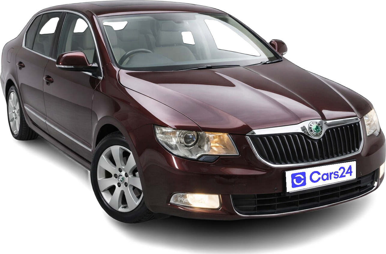 2013 Skoda Superb - Sedan - Petrol - Automatic - ₹3.12 lakh