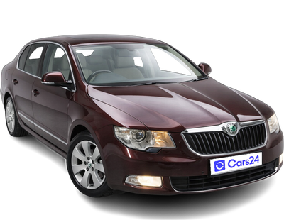 2013 Skoda Superb - Sedan - Petrol - Automatic - ₹3.00 lakh