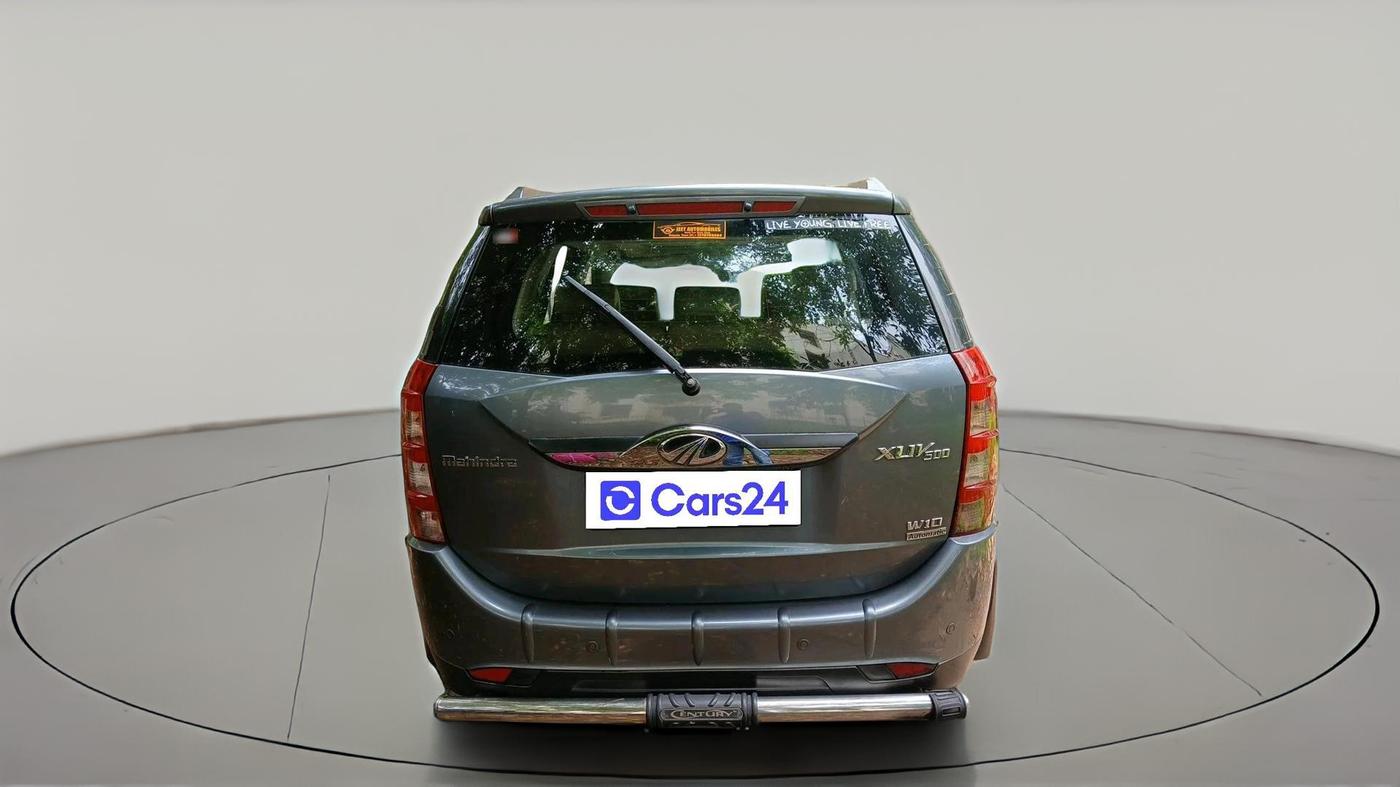 2017 Mahindra XUV500 W10 AT, Diesel, Automatic, 61,920 km, exterior