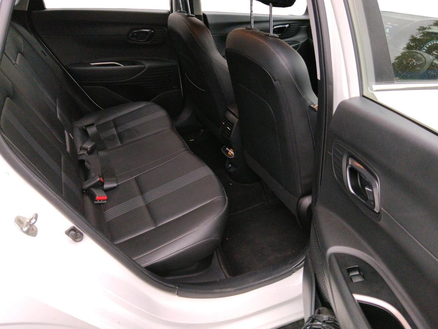 2021 Hyundai NEW I20 ASTA (O) 1.0 TURBO GDI DCT, Petrol, Automatic, 30,561 km, interior