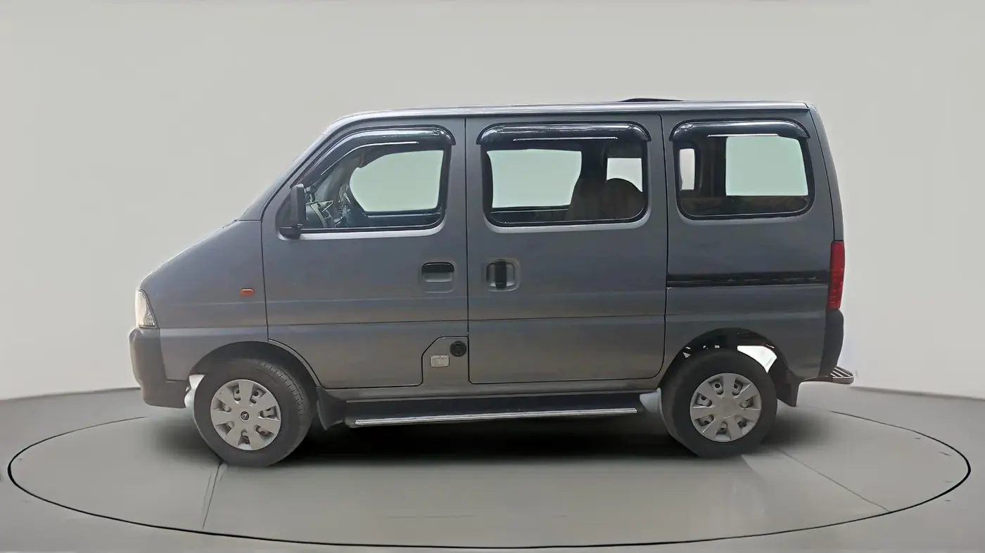 2023 Maruti Eeco 5 STR AC CNG, CNG, Manual, 28,843 km, exterior