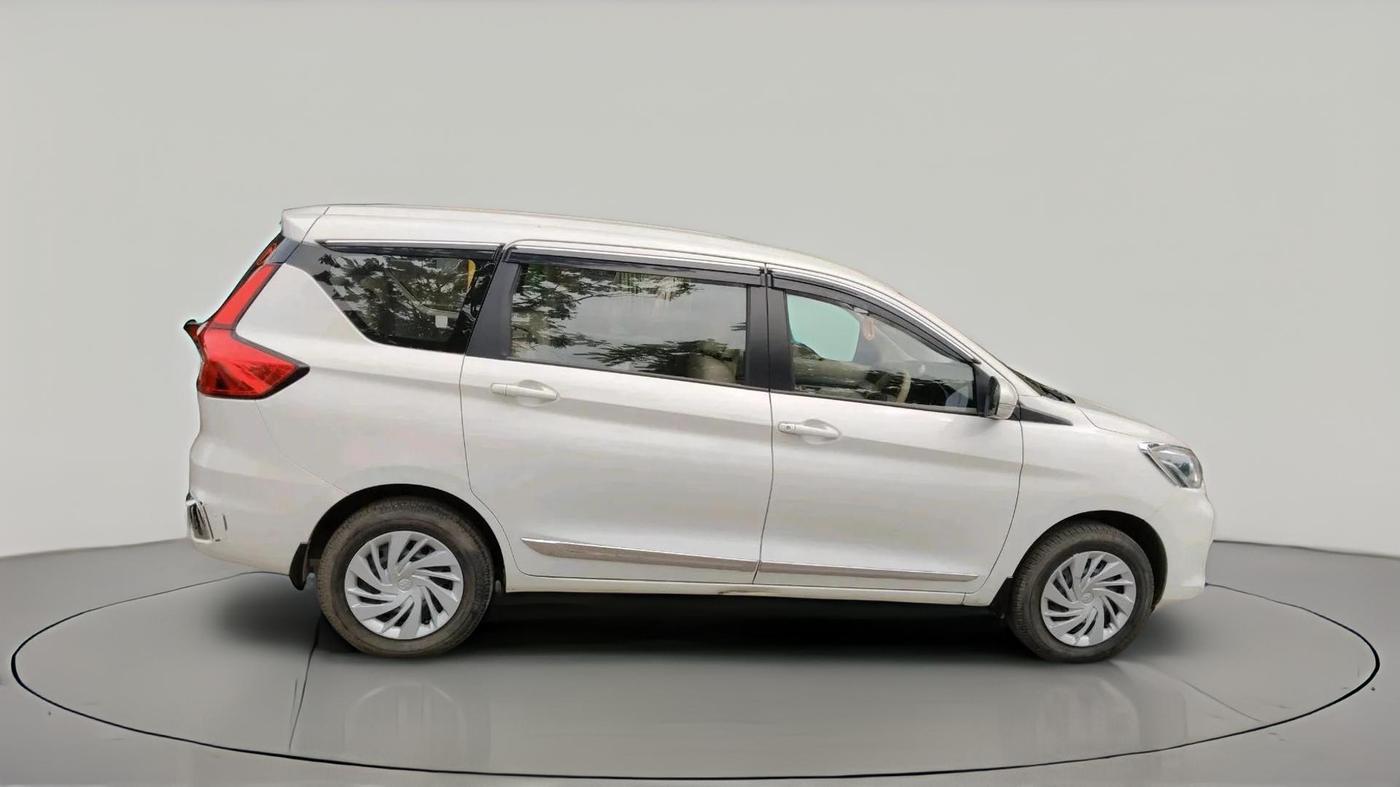 2024 Toyota RUMION S CNG , CNG, Manual, 23,210 km, exterior