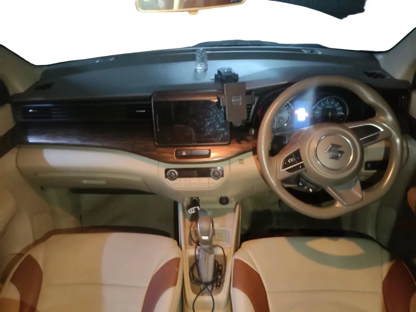 2019 Maruti Ertiga ZXI AT SHVS, Petrol, Automatic, 51,139 km, interior