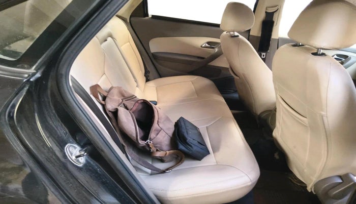 2014 Skoda Rapid 1.5 TDI CR ELEGANCE AT, Diesel, Automatic, 86,548 km, interior