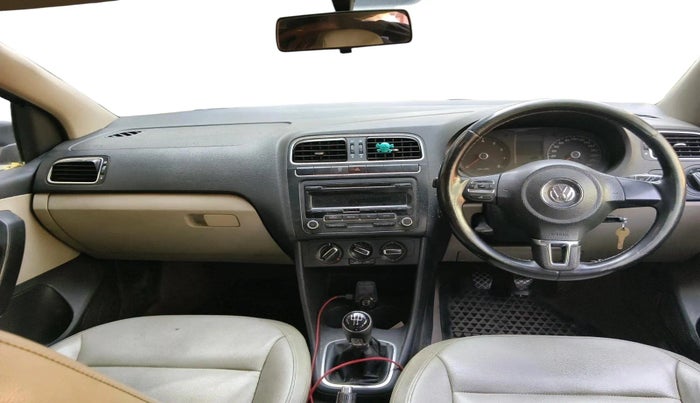 2012 Volkswagen Polo HIGHLINE1.2L, Petrol, Manual, 64,177 km, interior