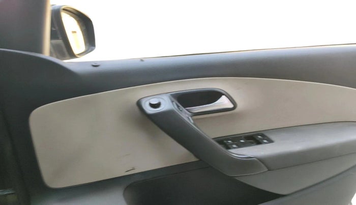 2012 Volkswagen Polo HIGHLINE1.2L, Petrol, Manual, 64,177 km, interior